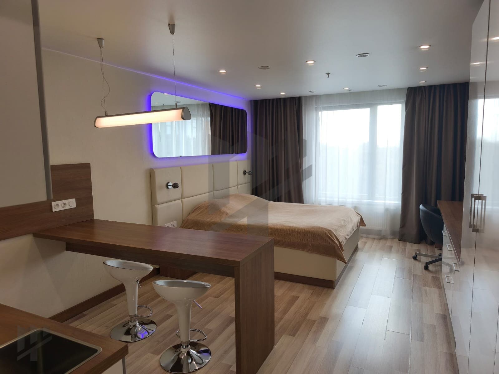 Светлые апартаменты студийной планировки предлагаются в апарт-отеле "YE'S Митино"