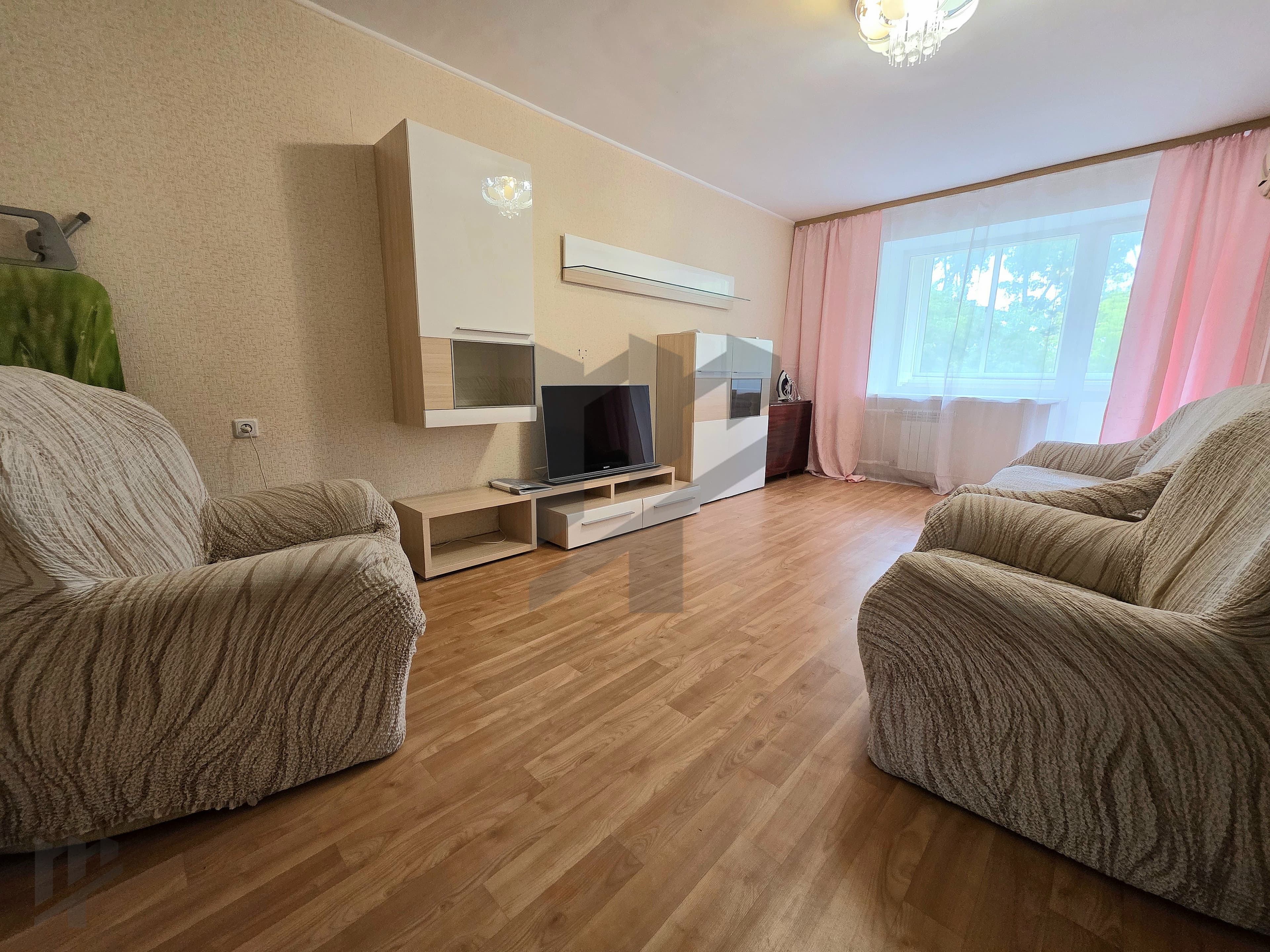 Квартира посуточно 3 комнаты 7 гостей