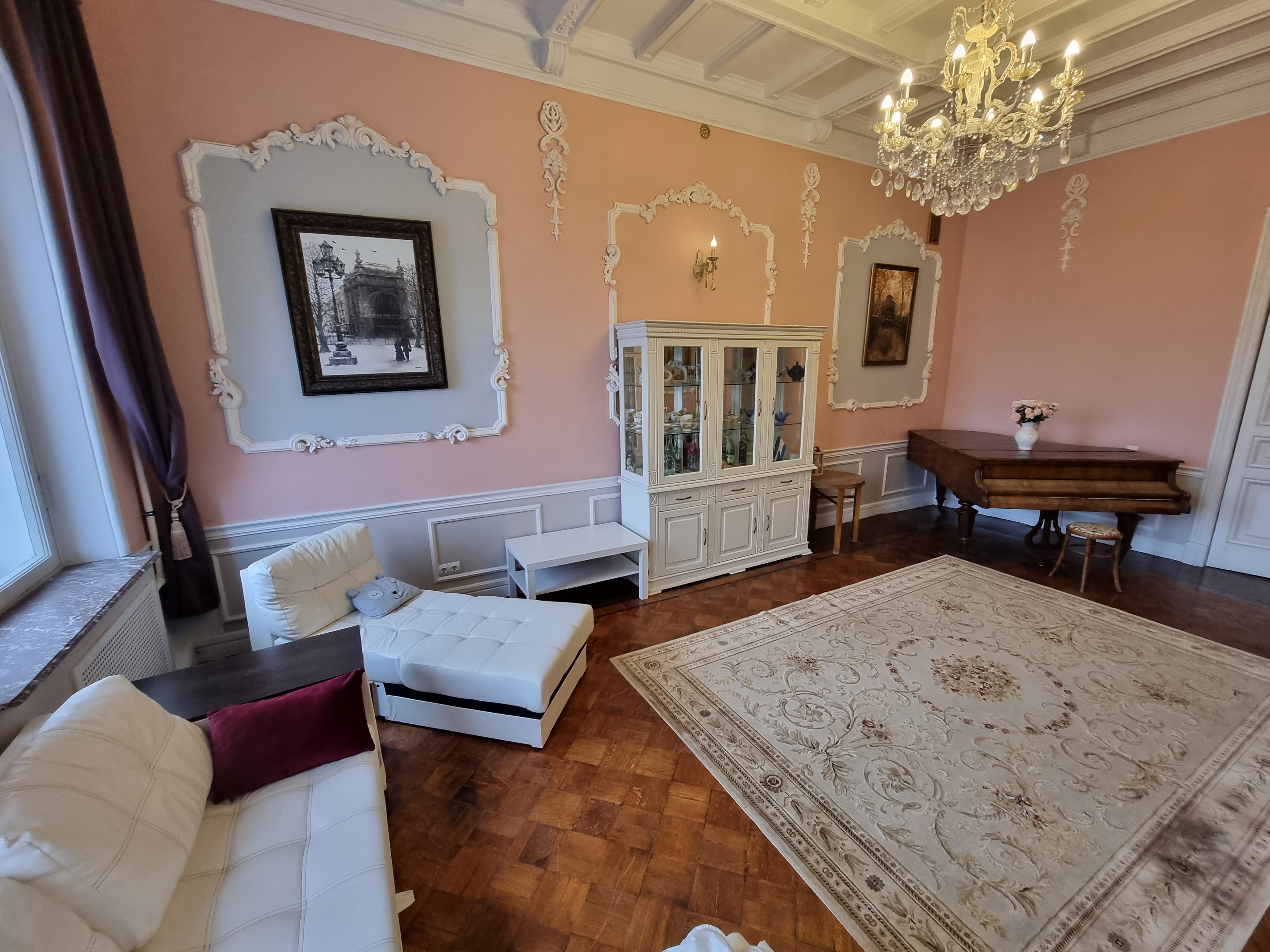 Шикарная квартира для большой компании в самом центре города